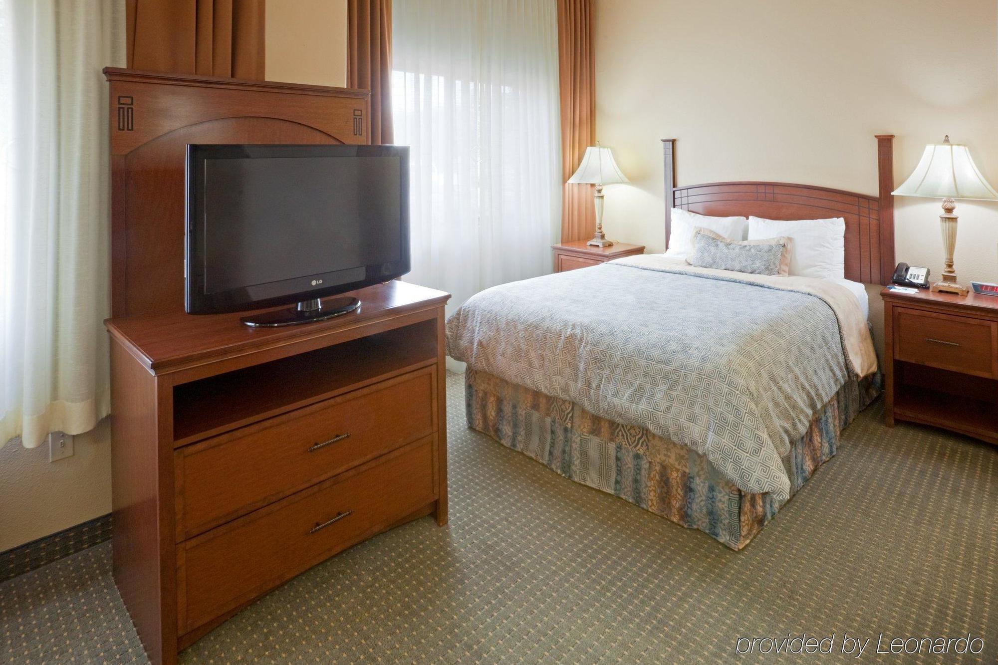 Staybridge Suites Lubbock-University Area By Ihg Bilik gambar